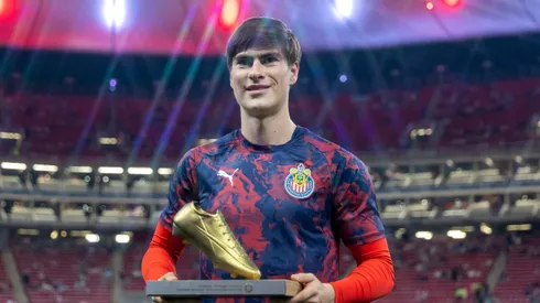 Armando González ya renovó su contrato.