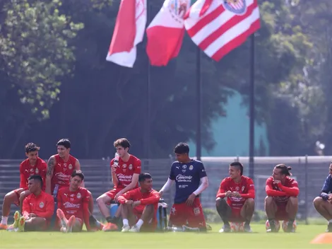 Los 9 jugadores que no entran en planes de Chivas para el Clausura 2026