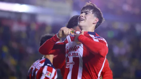 Chivas troleó a Armando González
