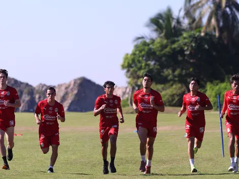 El jugador que hace pretemporada, pero todavía puede salir de Chivas