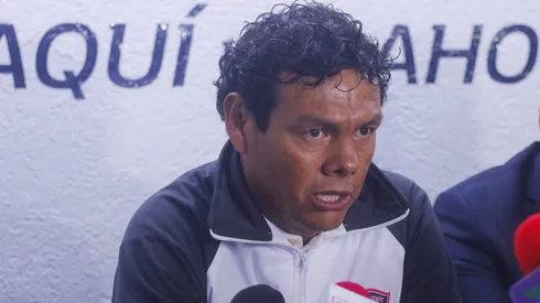 Tiburón Sánchez elogió el trabajo de Milito en Chivas