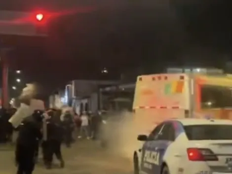 Autobús de la afición de Chivas fue agredido por la barra de Irapuato