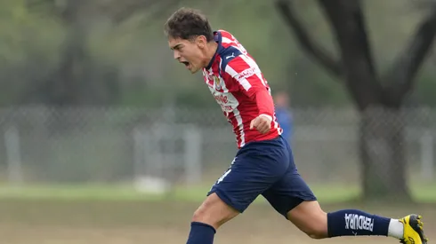 Leo Torres, de Estados Unidos a Chivas.