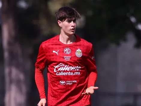 Chivas publica video que da tranquilidad por la lesión de Armando González