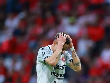  Pavel Pérez fue captado entre lágrimas en el último partido con Necaxa