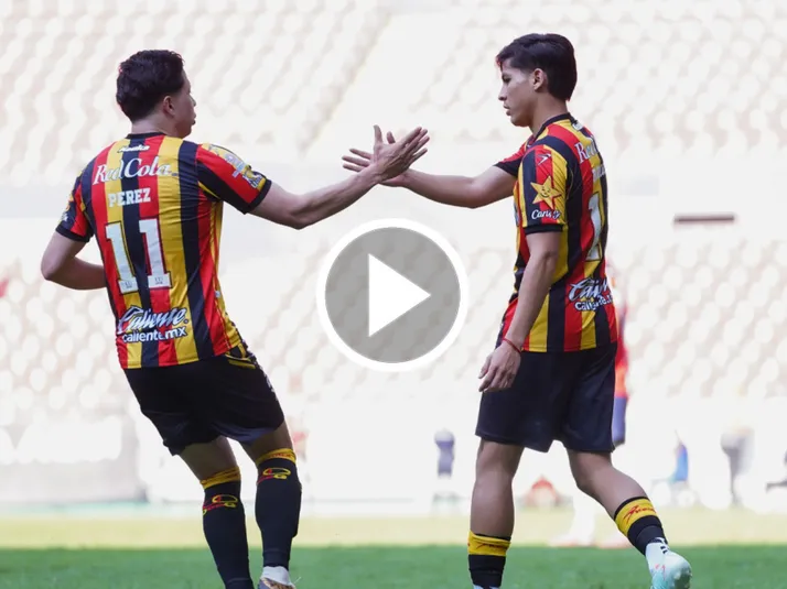 Jesús Brígido marcó un golazo a Chivas con Leones Negros