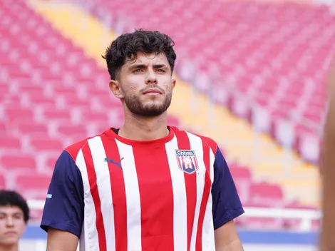 El extraño intercambio de Chivas y Necaxa con la baja de Francisco Méndez