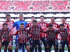 La foto de la "Hormiga" y Brian que ilusiona a Chivas