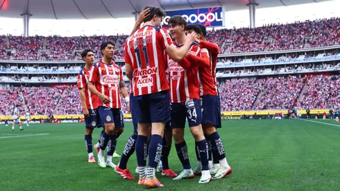 Brian Gutiérrez y Armando González ya tuvieron su primer conexión en cancha.
