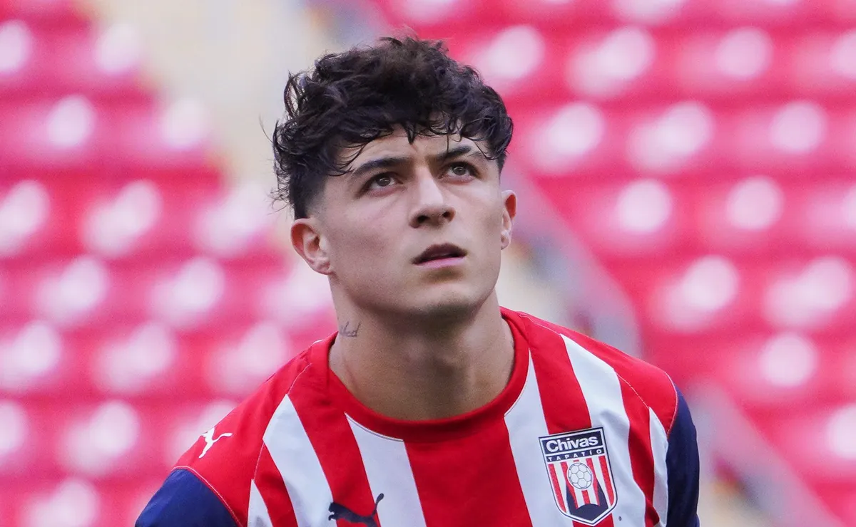 Se le complica el futuro inmediato a Sergio Aguayo, podría perder su lugar en Chivas y en Tapatío