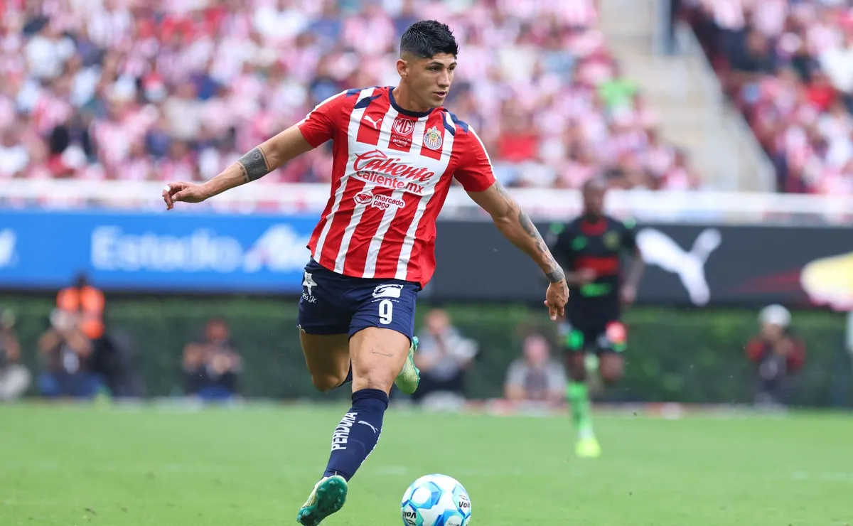 Chivas por fin se desprendería de Alan Pulido: Rayados de Monterrey estaría interesado