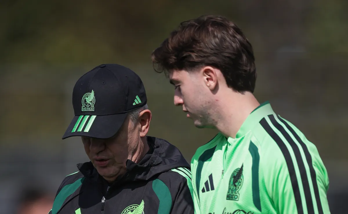 Selección Mexicana presume video de Armando González y Brian Gutiérrez que ilusiona en Chivas