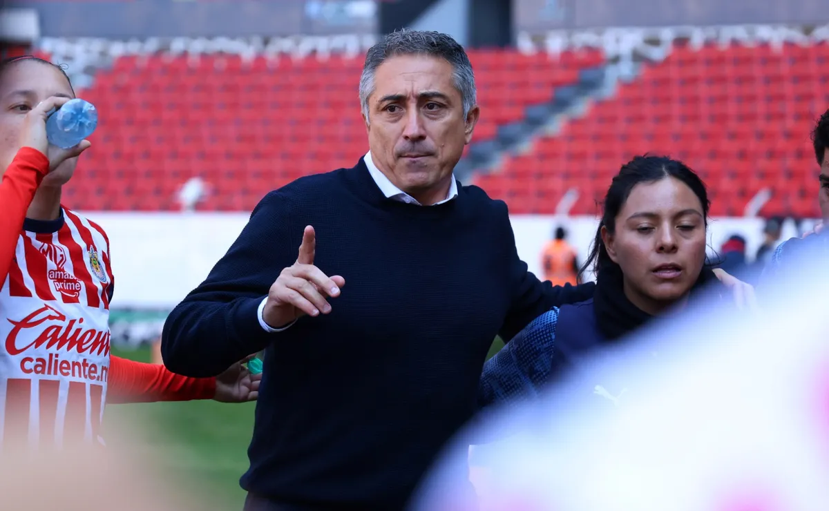 Antonio Contreras, DT de Chivas Femenil, anticipó quién será la próxima capitana de Chivas
