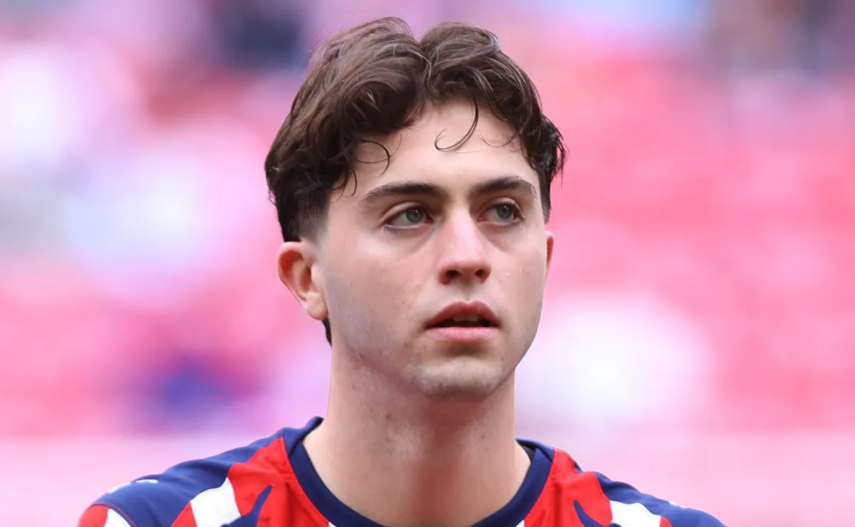 Javier Aguirre se rindió ante Brian Gutiérrez y reveló un detalle que nadie en Chivas sabía de él