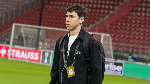 El problema que debe solucionar Mateo Chávez en AZ Alkmaar.
