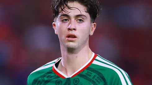 Brian Gutiérrez en un partido de la Selección Mexicana
