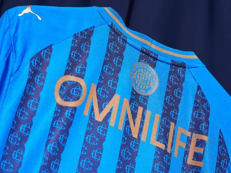 Oficial: Chivas presenta su tercer uniforme y será la despedida de Puma