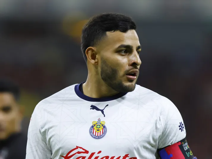 Alexis Vega confiesa los problemas que le impidieron triunfar en Chivas