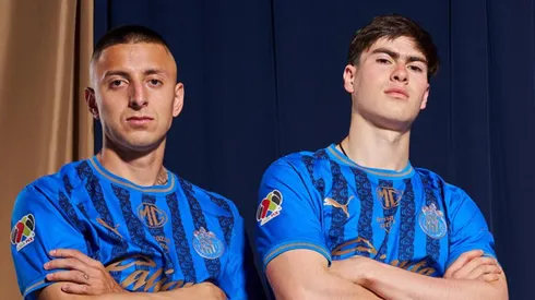 ¿Por qué es azul el nuevo jersey de Chivas?