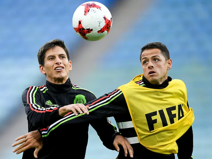 Jurgen Damm respaldó a Chicharito Hernández