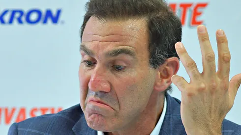 Paco de Anda advirtió a la Liga MX sobre las Chivas de Gabriel Milito. 
