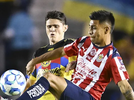 Efraín Álvarez ya calienta el Clásico y manda advertencia al América
