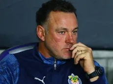 Milito enciende las alarmas en Chivas por el estado físico de Romo