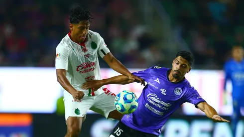 Luis Romo y José Castillo salieron con molestias físicas.
