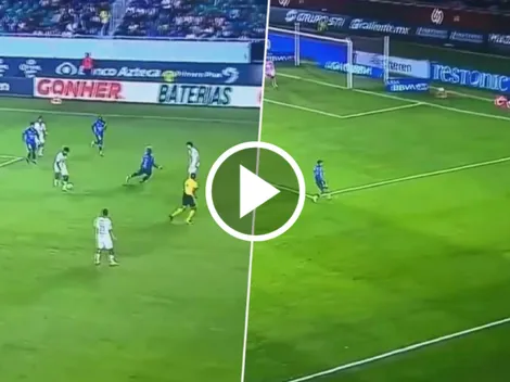 La espectacular jugada de Chivas que casi termina en gol