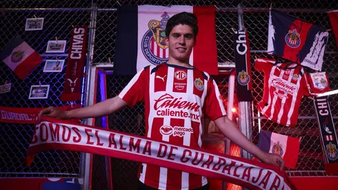 Chivas tiene nuevo refuerzo con Jonny Pérez.