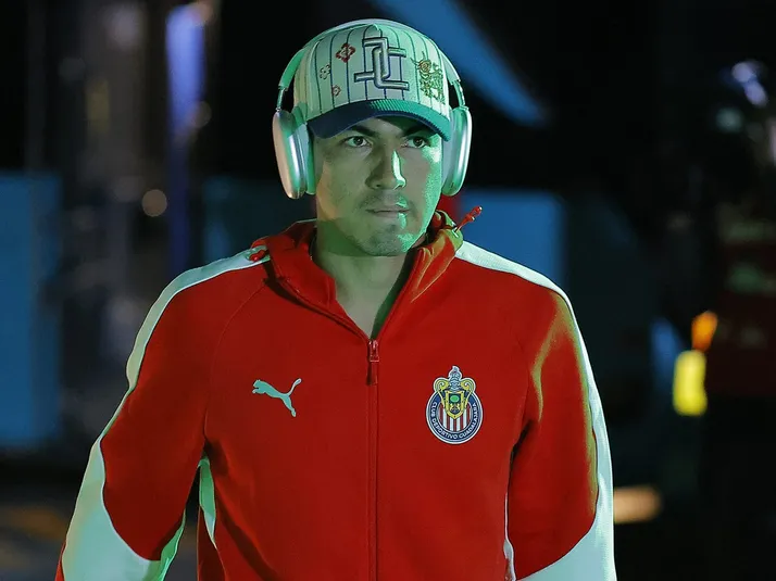 La peculiar reaparición del Guti tras no salir de Chivas en el mercado de fichajes