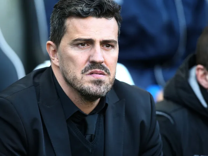 Periodista cuestiona la llegada de Óscar García a Ajax tras fracasar en Chivas