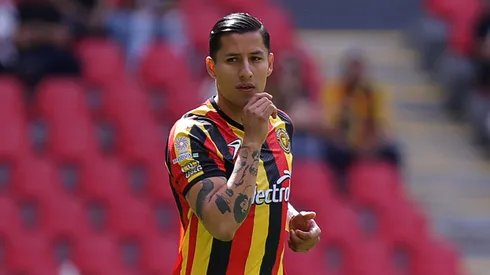 Charal Cisneros marcó un golazo para Leones Negros.
