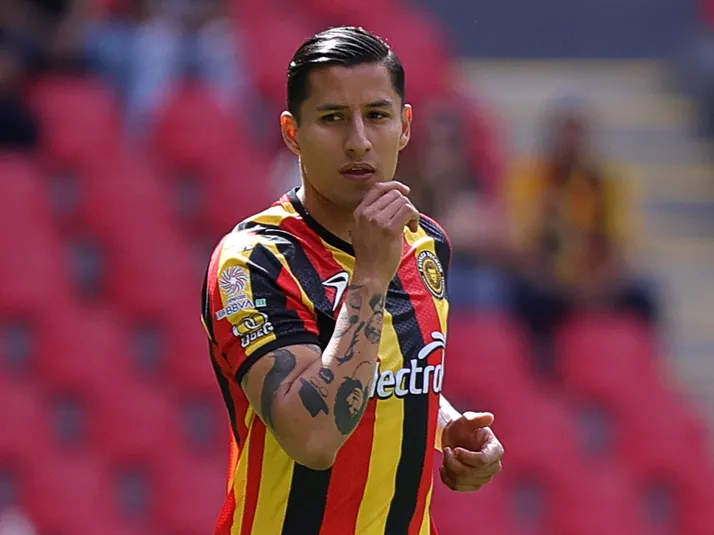 Ex-Chivas: ¡Tremendo golazo del Charal Cisneros!