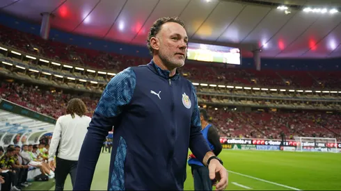 Gabriel Milito debe hacer fuerte al Estadio Akron.
