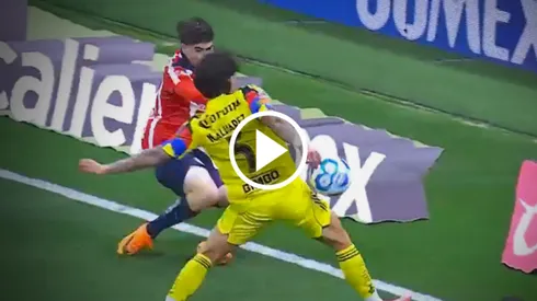 El penalti que no le marcaron a Chivas tras una mano de Kevin Álvarez