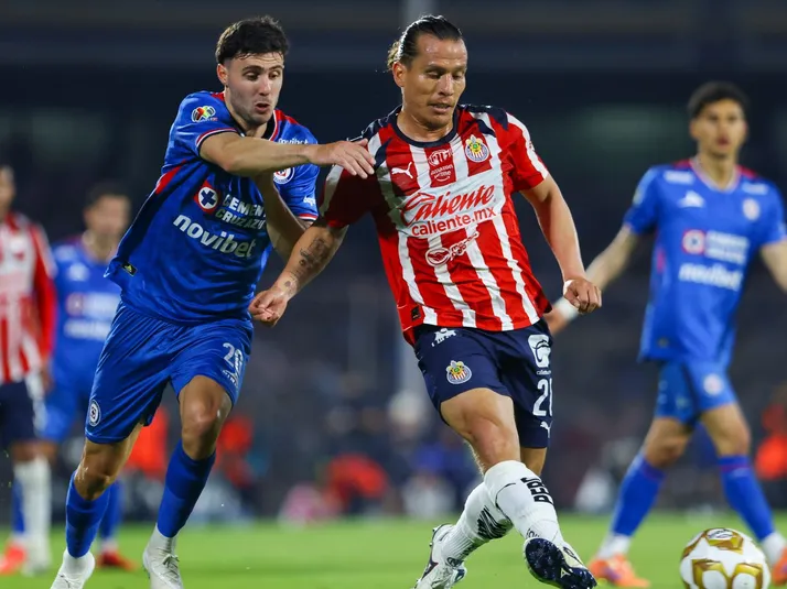 ¿Le temen a la marea rojiblanca? Cruz Azul eleva costos ante visita de Chivas