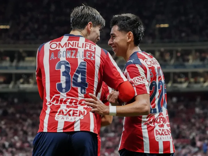 Los últimos 18 canteranos que debutaron en Chivas