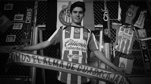 El extraño plan de Chivas para Jonathan Pérez