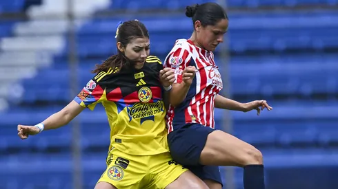 Chivas Femenil vs. América suspendido. 
