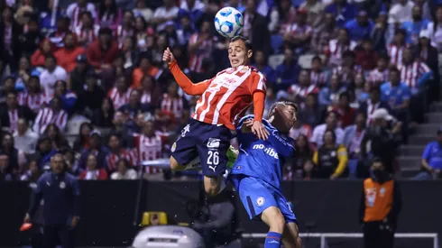 Hugo Camberos tuvo un buen ingreso ante Cruz Azul.
