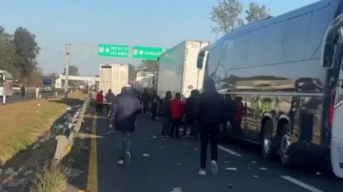 Aficionados de Chivas varados en Puebla.

