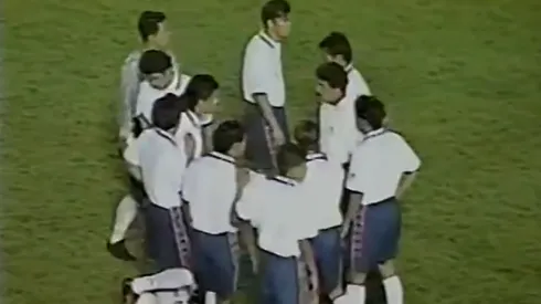 El día que Chivas se olvidó las playeras.
