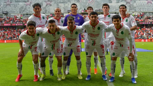 Afición de Chivas estalló contra un jugador.
