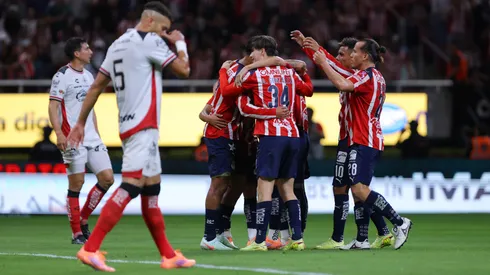 La burla de Chivas al Atlas antes del Clásico Tapatío.