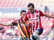 La oportunidad de oro que recibiría Hugo Camberos en el Chivas vs Santos