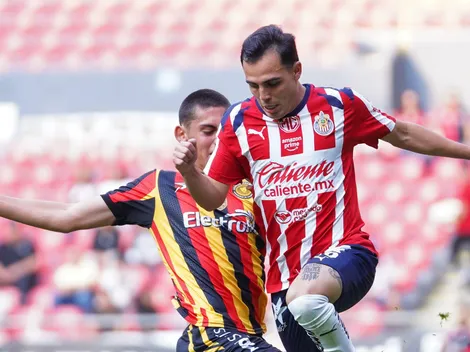 La oportunidad de oro que recibiría Hugo Camberos en el Chivas vs Santos