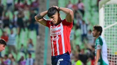 Alan Pulido perdió 40% de su valor desde su regreso a Chivas.
