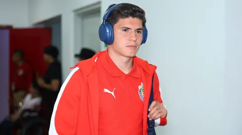 ¿Cuándo debuta Jonathan Pérez en Chivas?