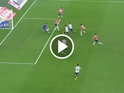 La brillante atajada del Tala Rangel contra Monterrey